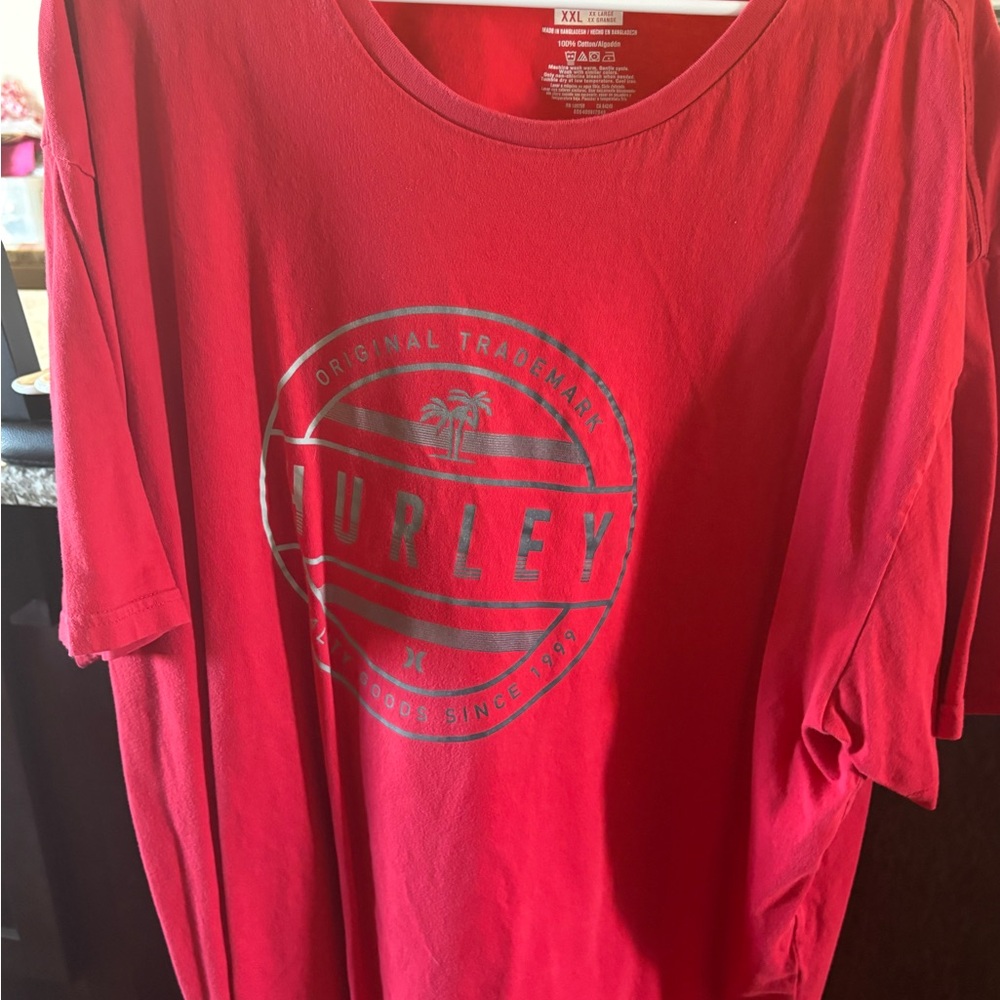 Hurley Red Tee with Logo Print